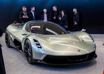 Prezantohet “Illyrian TSX”, supermakina e parë shqiptare!