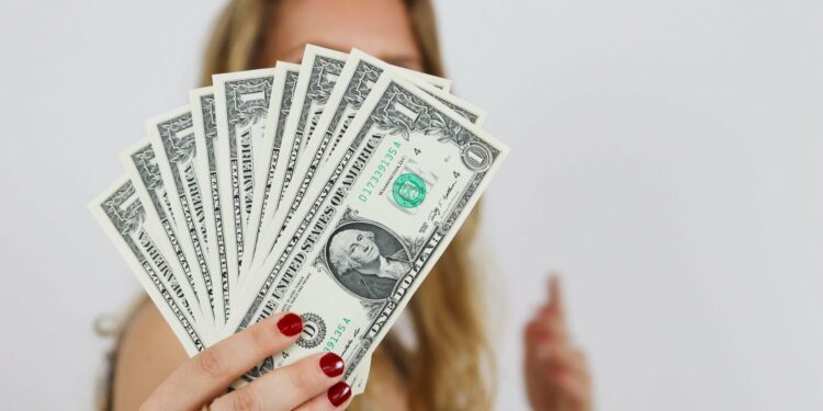 5 fazat e pasurisë personale: Si të zotëroni paratë tuaja për sukses në biznes