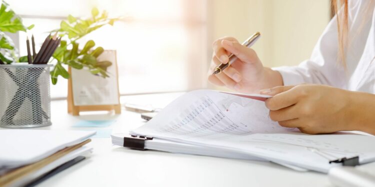 Detyrimet e bizneseve ndaj tatimeve arrijnë në 1,5 miliardë euro më 2023, rritje vjetore me 6%