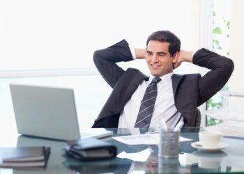 Si të jeni sa më energjikë në punë?