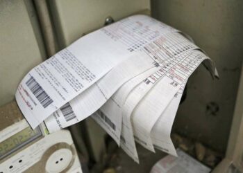 Borxhlinjtë e dritave, 1.4 miliardë lekë kamatvonesat e energjisë