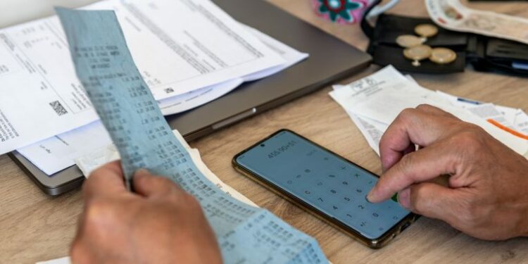 Ku në Europë janë njerëzit më të arsimuar financiarisht?