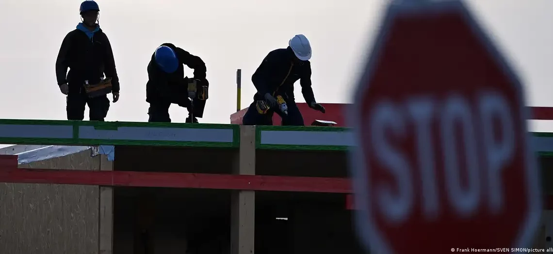 Vendosët të blini apartament në një projekt ndërtimi, por kompania falimenton. Çfarë mund të bëhet në raste të tilla?