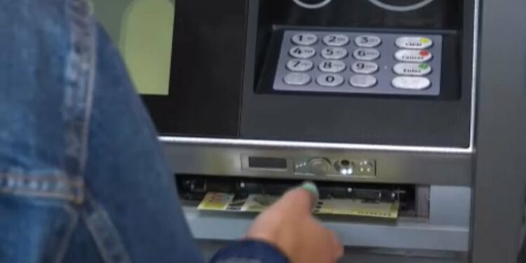 Pagat e padeklaruara, rreziku i tretë më i madh i kolapsit të pensioneve