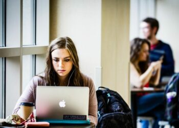 Punët me kohë të pjesshme të japin një pagë, por dëmtojnë karrierën