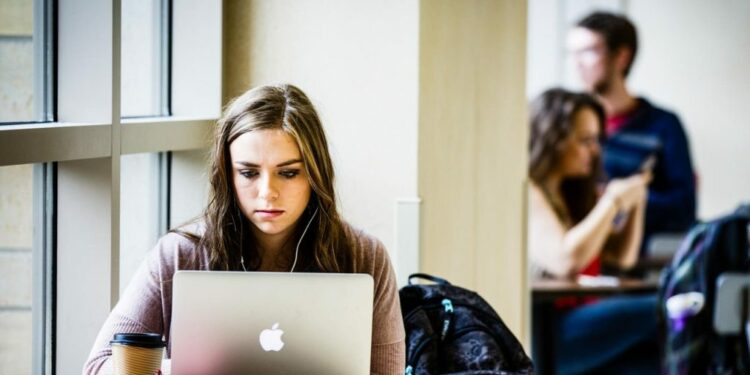 Punët me kohë të pjesshme të japin një pagë, por dëmtojnë karrierën