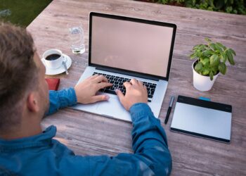 Puna në distancë, si renditet Shqipëria? – Në vendin e 51-të në botë, por të fundit në rajon për koston e jetesës