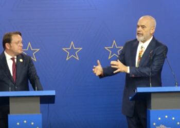 Mesazhet pas Samitit Rajonal, Rama: Transaksionet financiare 6 herë më të larta se vendet e BE-së, me Planin e Rritjes do ta çojmë në të njëjtin nivel