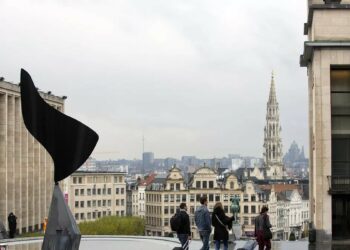 Në cilat vende të Europës njerëzit paguajnë taksa më të larta? Si renditet Shqipëria