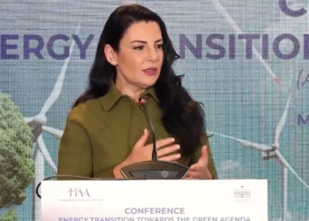 Ministrja Balluku në konferencën e Shoqatës së Investitorëve të Huaj: Projekte për energjinë e gjelbër dhe Korridorin 8 në energjetikë