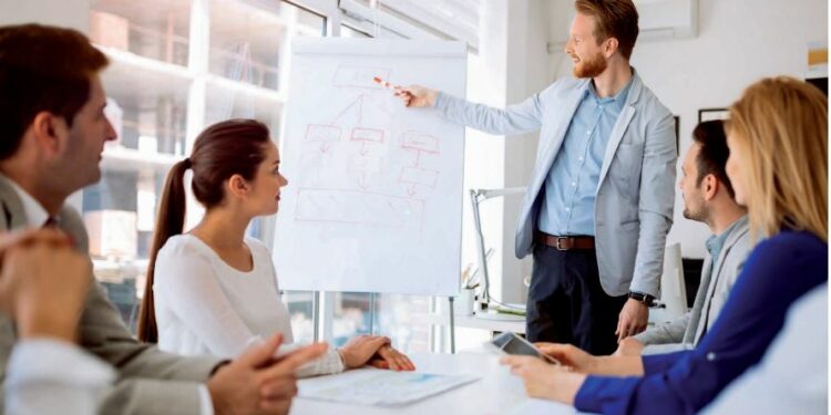 4 veti të mira për udhëheqjen e një biznesi