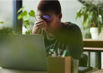 Dëshironi të tërhiqni suksesin? Mos i bëni këto 9 gjëra