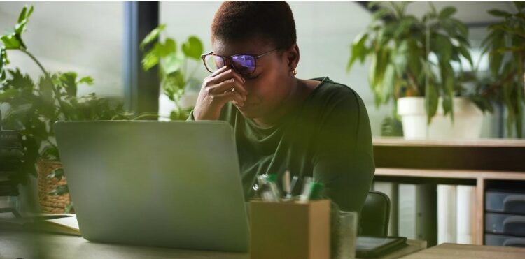 Dëshironi të tërhiqni suksesin? Mos i bëni këto 9 gjëra