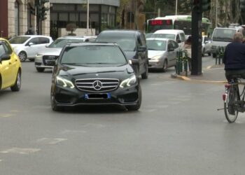 Në hetim nga viti i ardhshëm, kush ka një makinë luksoze do të justifikojë burimin e parave