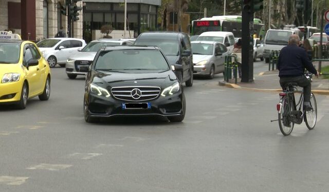 Në hetim nga viti i ardhshëm, kush ka një makinë luksoze do të justifikojë burimin e parave