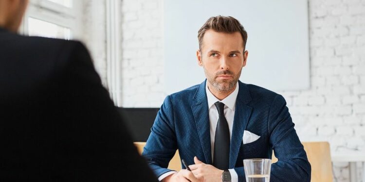 Kur ju pyesin “Sa e keni pagën?”