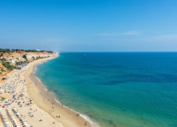 3 plazhet më të mira në botë janë të gjitha në Europë, ja cilat janë…
