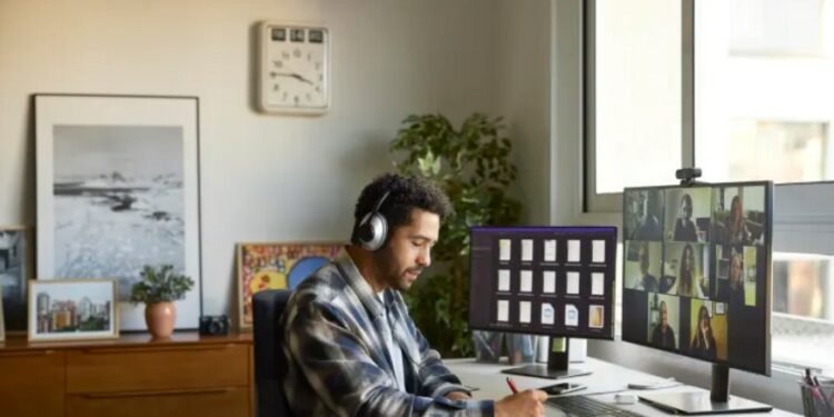 10 punët më të kërkuara në distancë që paguajnë mbi 100,000 dollarë, për të cilat kompanitë po punësojnë tani