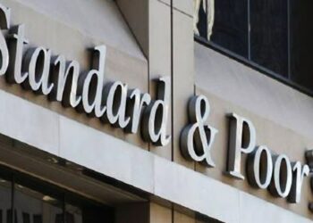 Standard & Poor’s përmirëson për herë të parë vlerësimin për Shqipërinë në “BB-”