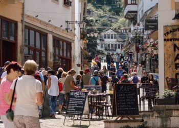 Turistët e huaj erdhën, por sa shpenzuan gjatë 2023?