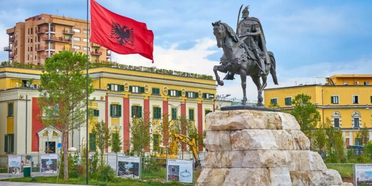 The Sun artikull për Shqipërinë: Pse nuk duhet anashkaluar nga britanikët