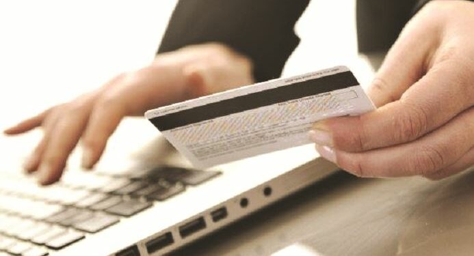 Llogaritë bankare me komision 0 bëhen realitet – Përfitojnë pensionistët dhe kategoritë sociale në nevojë