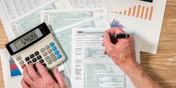 Profesionet e lira, vërshojnë ankesat në tatime për rishikimin e këstit të tatimit