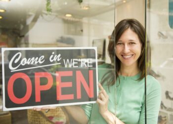 14 këshilla nga liderë për fillimin e një biznesi