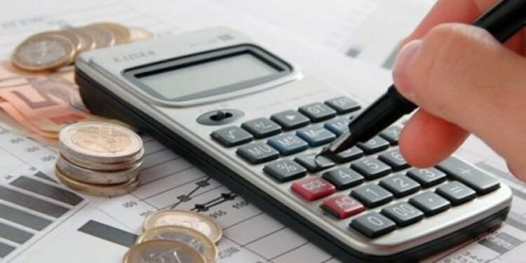 Ngadalësohet rritja e të ardhurave, ja taksat që ndikuan