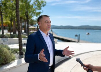 “One Mali i Zi’”, pjesë e panairit të turizmit në Tiranë me oferta gati të pakufizuara për turistët shqiptarë