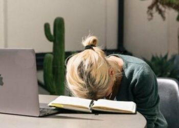 Disa mënyra se si mund të menaxhosh ankthin nga mungesa e parave