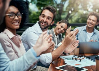 Lumturia si një benefit: Si funksionojnë katër nivelet e Aristotelit në biznes