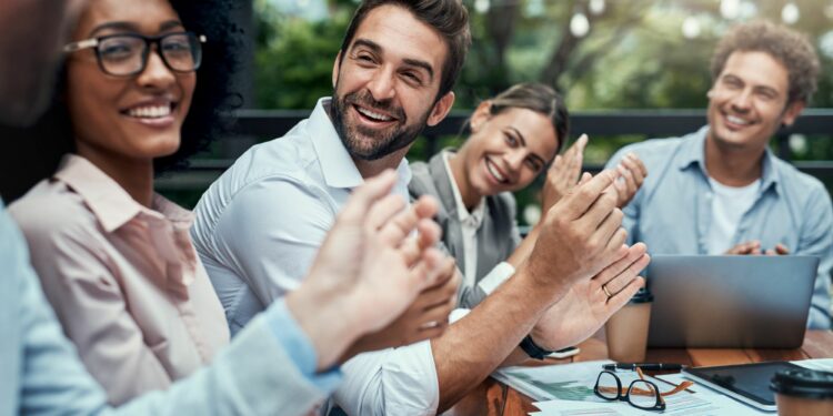 Lumturia si një benefit: Si funksionojnë katër nivelet e Aristotelit në biznes