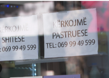 “Çek i bardhë” për kuzhinierët, në prag të sezonit veror kërkohen rreth 2 mijë punonjës