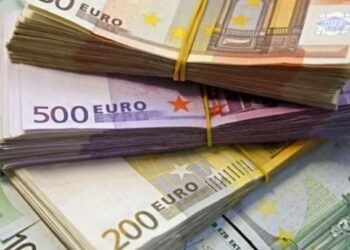 Banka e Shqipërisë bleu një rekord prej 249 milionë euro në ankandet valutore vitin e kaluar