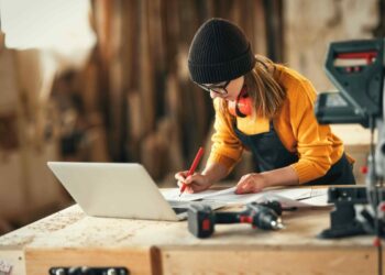 Vetëpunësimi zuri 30% të totalit të punësimit më 2023, por vetëm gjysma paguajnë sigurime