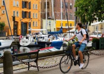 Vendet europiane ku paguhesh për të shkuar në punë me biçikletë
