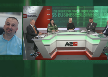 Rënia e euros nën 100 lekë, e qëllimshme? Ekspertët shpjegojnë se kush po përfiton nga kjo situatë