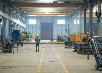 Qeveria kalon në “sitë” agjencitë e punësimit. Kontrolle për garantimin e të drejtave të punonjësve