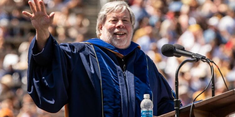 Bashkëthemeluesi i Apple tregon strategjinë më të mirë për të rritur fëmijët