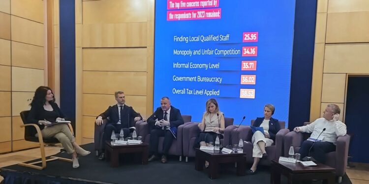 Indeksi i Dhomës Amerikane: Fuqia punëtore, shqetësimi kryesor i biznesit