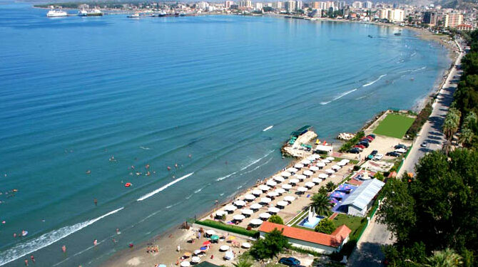 Po flenë më shumë turistë, frika nga gjobat rrit deklarime