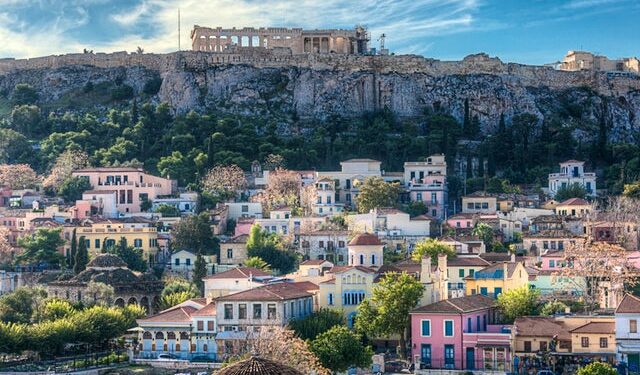 Programi i qeverisë greke: Shtëpi të lira për moshat deri në 50 vjeç