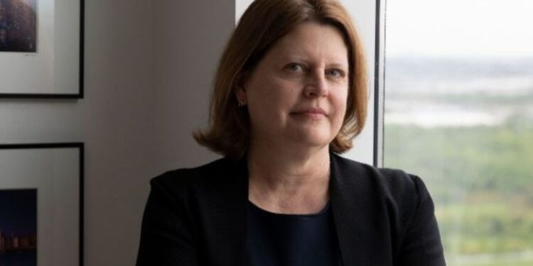 Buzbee, gruaja e parë që drejtoi një nga mediat më të njohura në botë