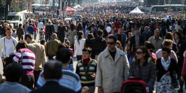 Del Censi 2023: Shqipëria me 2.4 mln banorë, rënie me 13.8% kundrejt 2011