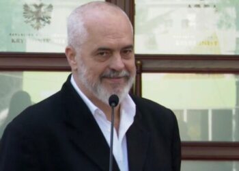 Pagat në shtet u rritën, kush është përfituesi i vërtetë?