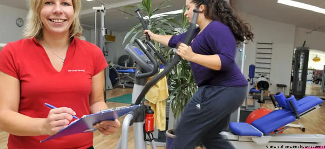 A na motivojnë influencerët e fitnesit për të bërë sport?