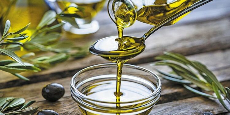 Vaji i ullirit rrezikon të bëhet një artikull luksi. Ja arsyet…