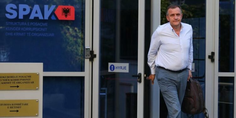 Arrestohet ish-ministri i Shëndetësisë, Ilir Beqja. Abuzoi me fondet e BE-së