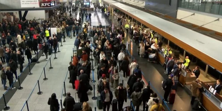 Nga Kosova, jo vetëm në Shqipëri/ Turizmi patriotik, konkurrohet edhe nga plazhet e Greqisë pas heqjes së vizave